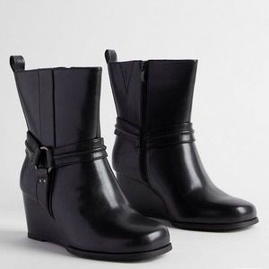 Harness Wedge Bootie